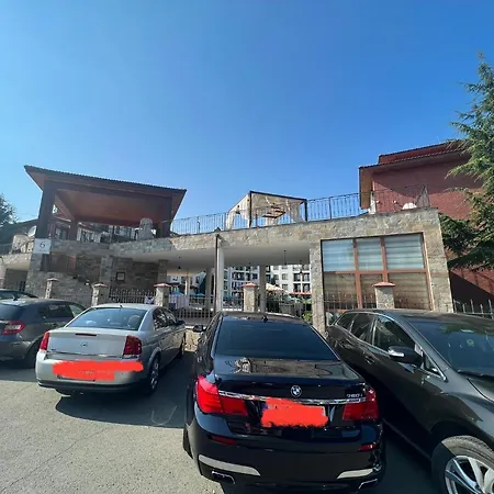 Ravda Complex Apolon Family-sized 1-bedroom