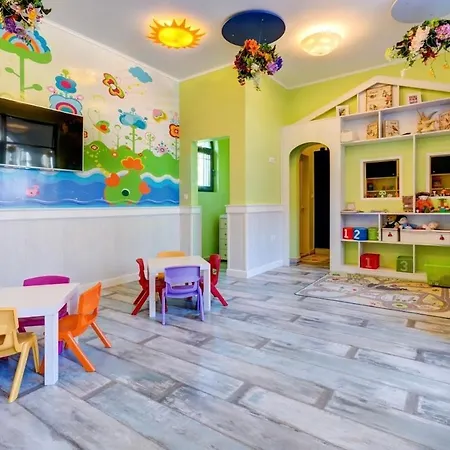 Ravda Complex Apolon Family-sized 1-bedroom Apartament Nesebyr